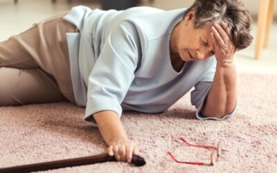 Cómo evitar caídas en el domicilio en adultos mayores